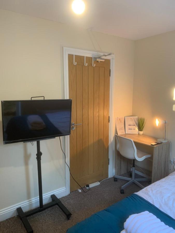 Cosy Room With Private Entrance & Ensuite ريدينج المظهر الخارجي الصورة